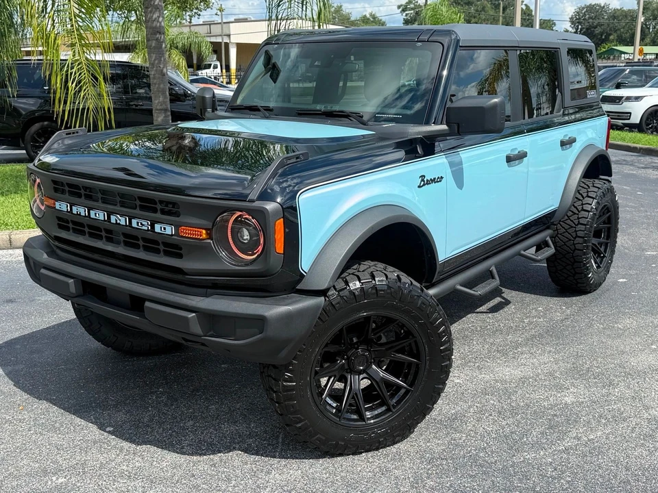 2025 Ford Bronco 6th Gen - Image 5 of 12