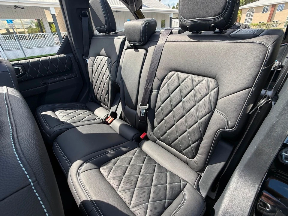 2025 Ford Bronco 6th Gen - Image 12 of 12