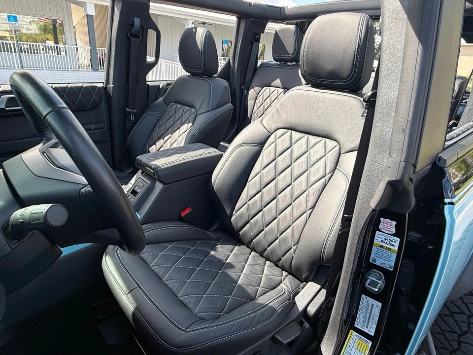 2025 Ford Bronco 6th Gen - Image 8 of 12