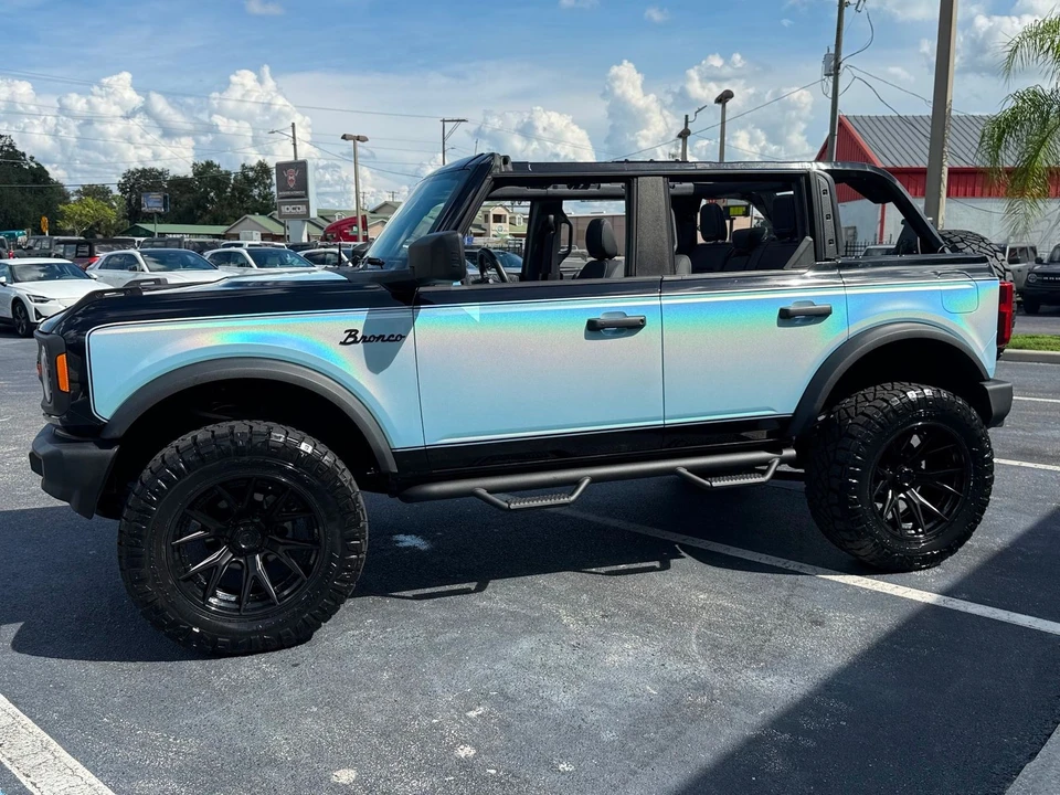 2025 Ford Bronco 6th Gen - Image 6 of 12