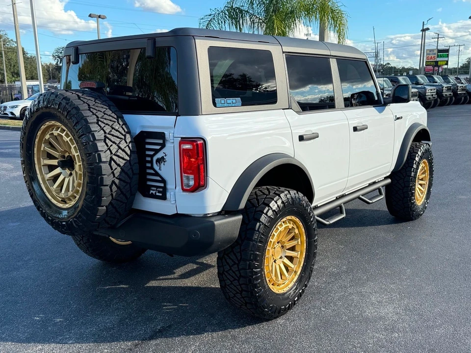 2025 Ford Bronco 6th Gen - Image 2 of 12