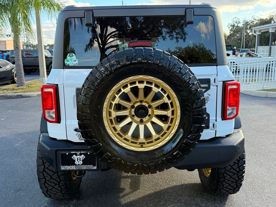 2025 Ford Bronco 6th Gen - Image 11 of 12