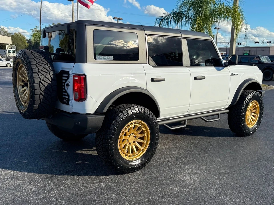 2025 Ford Bronco 6th Gen - Image 5 of 12