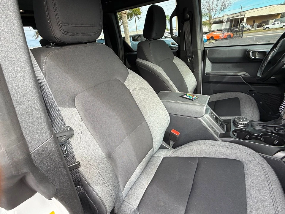 2025 Ford Bronco 6th Gen - Image 4 of 12