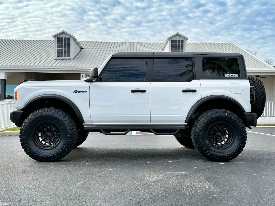 2025 Ford Bronco 6th Gen - Image 5 of 12