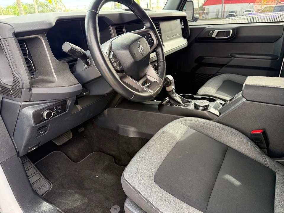 2025 Ford Bronco 6th Gen - Image 8 of 12