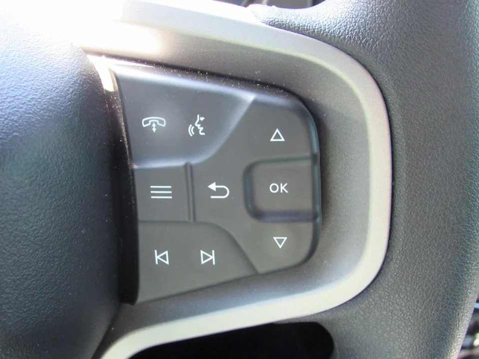 2025 Ford Bronco 6th Gen - Image 22 of 31