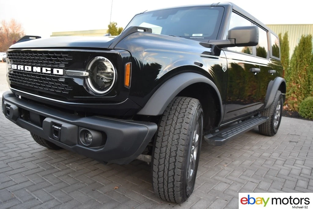 2025 Ford Bronco 6th Gen - Image 9 of 21
