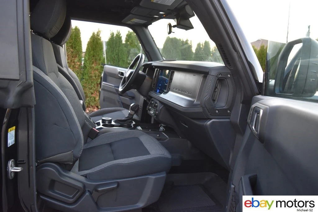 2025 Ford Bronco 6th Gen - Image 16 of 21