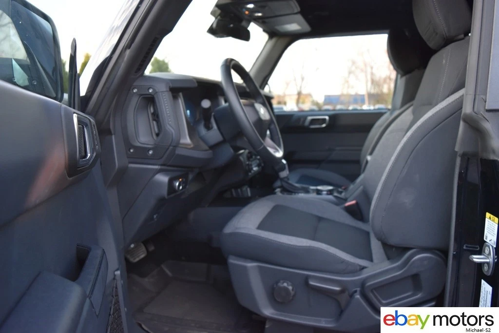 2025 Ford Bronco 6th Gen - Image 10 of 21