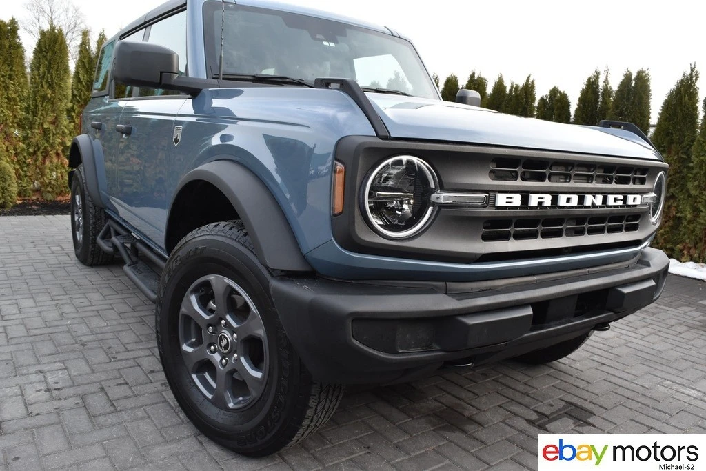2025 Ford Bronco 6th Gen - Image 2 of 21