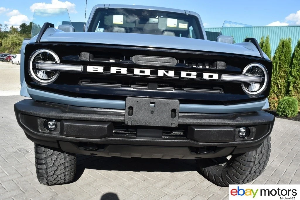 2025 Ford Bronco 6th Gen - Image 19 of 21