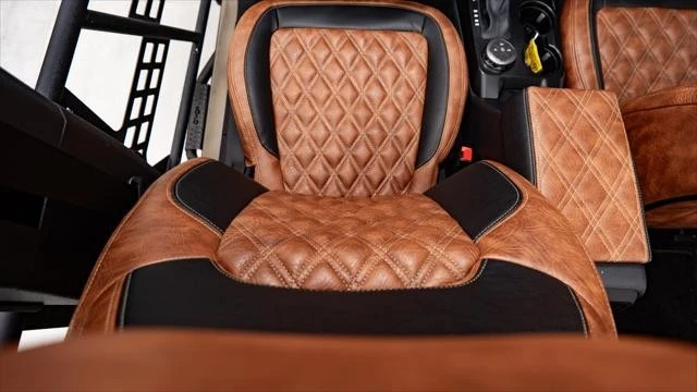 2025 Ford Bronco 6th Gen - Image 24 of 31