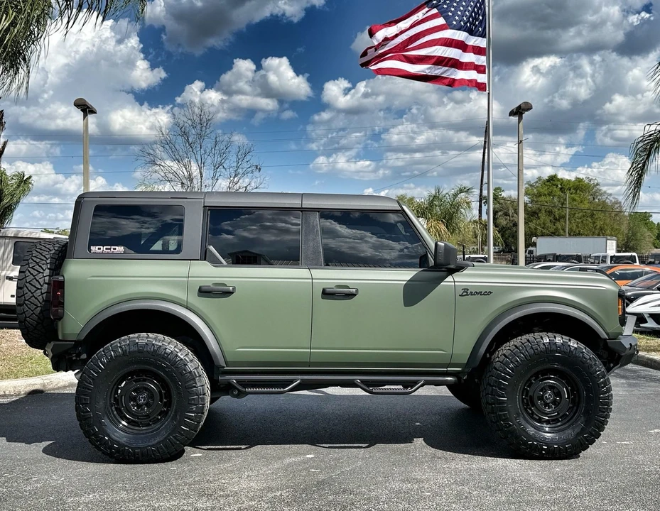 2025 Ford Bronco 6th Gen - Image 3 of 12