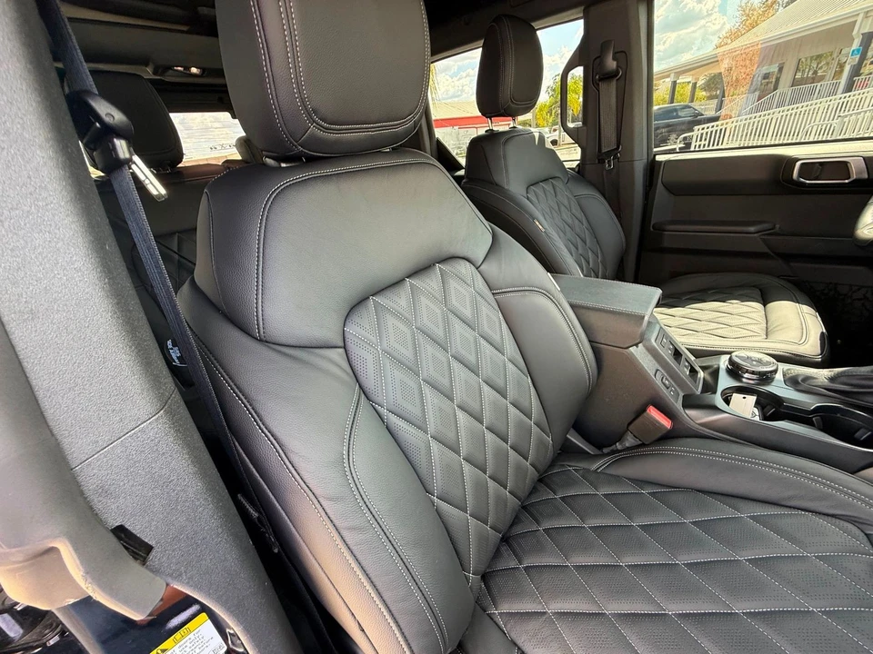 2025 Ford Bronco 6th Gen - Image 4 of 12