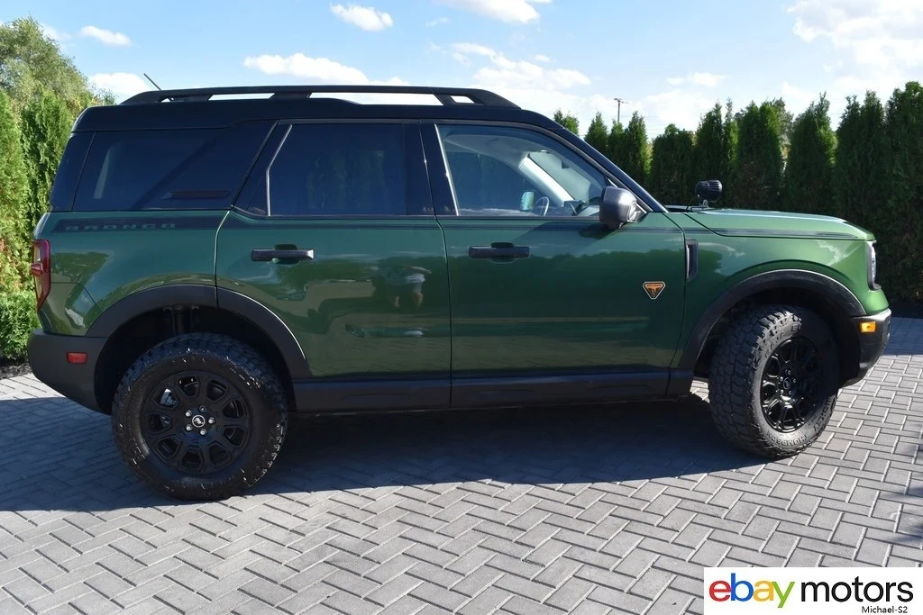 2025 Ford Bronco Sport - Image 4 of 21