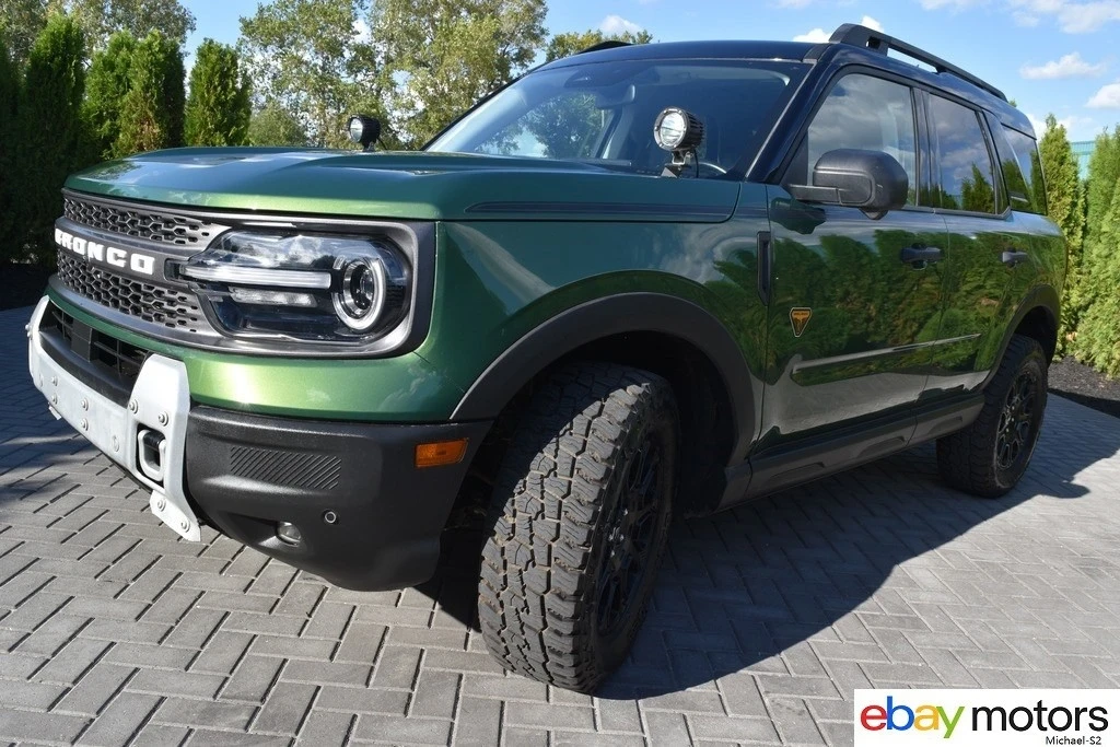 2025 Ford Bronco Sport - Image 9 of 21