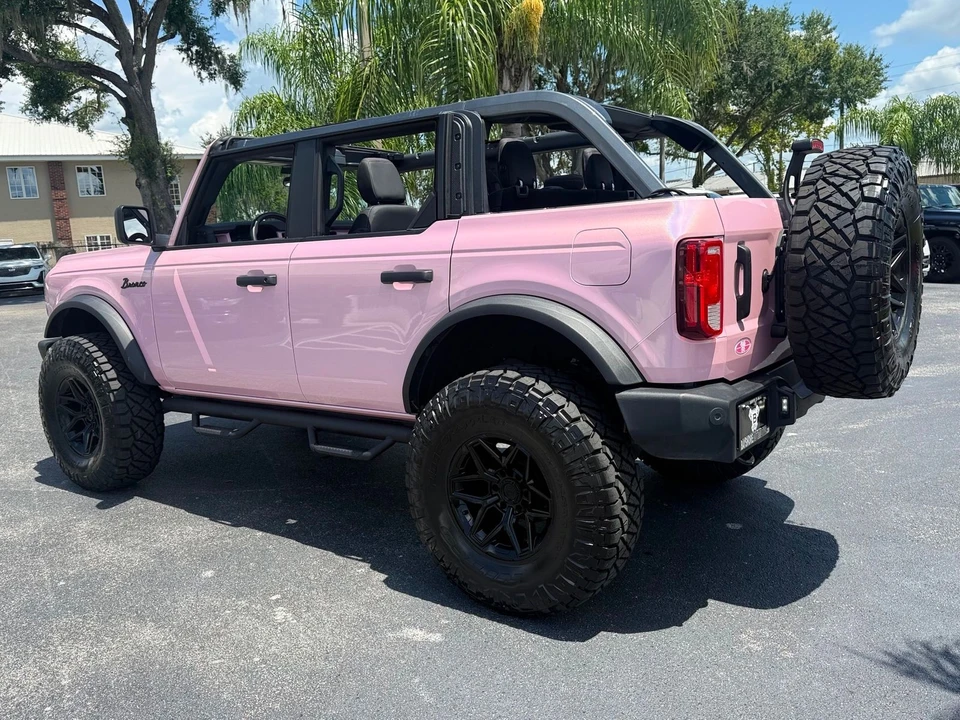 2025 Ford Bronco 6th Gen - Image 2 of 12