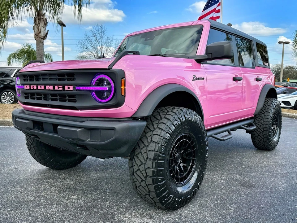 2025 Ford Bronco 6th Gen - Image 5 of 12