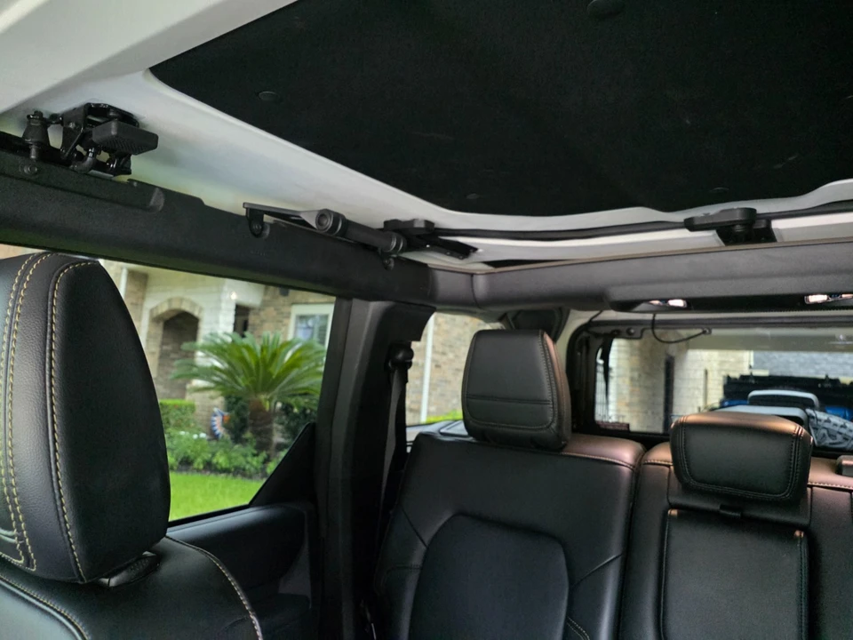 2025 Ford Bronco 6th Gen - Image 24 of 31