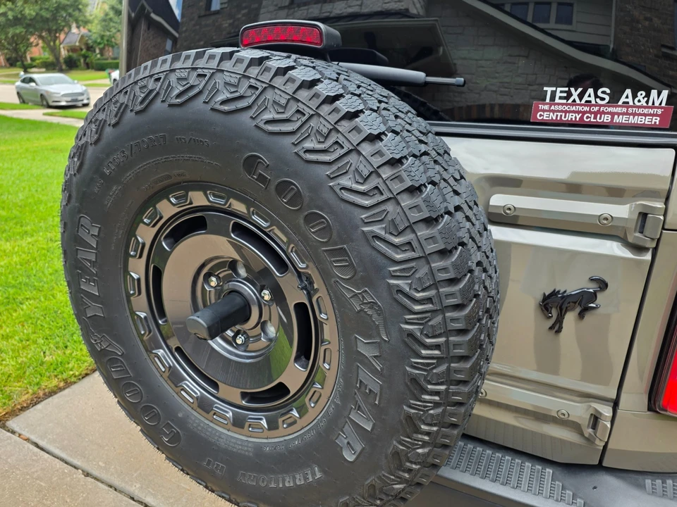 2025 Ford Bronco 6th Gen - Image 13 of 31