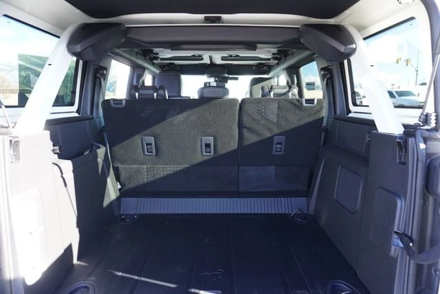 2025 Ford Bronco 6th Gen - Image 19 of 21