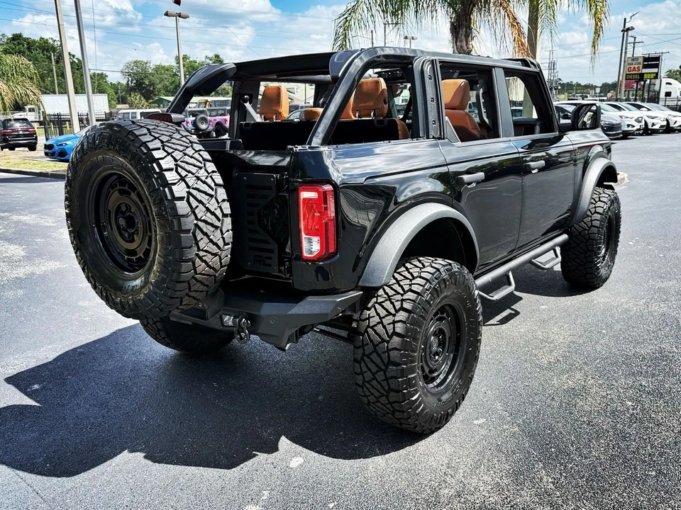 2025 Ford Bronco 6th Gen - Image 5 of 12