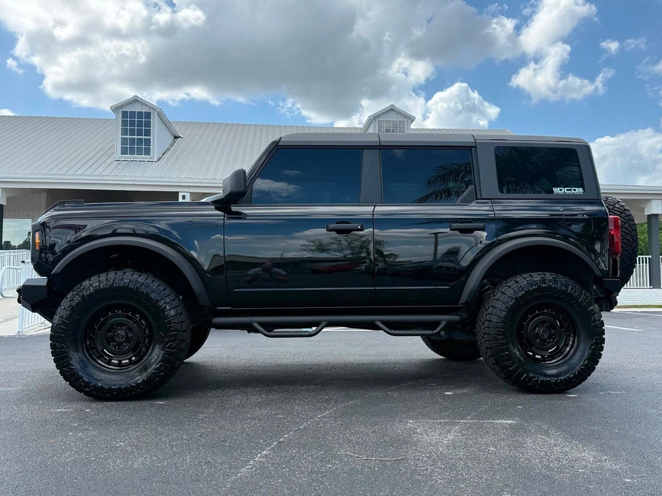 2025 Ford Bronco 6th Gen - Image 3 of 12