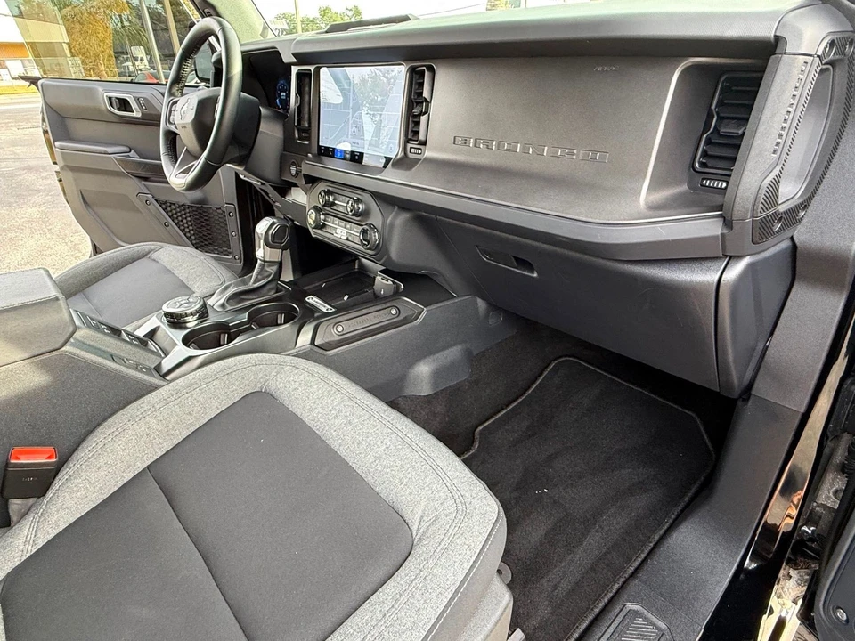 2025 Ford Bronco 6th Gen - Image 3 of 12