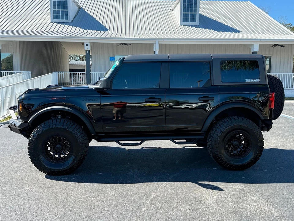2025 Ford Bronco 6th Gen - Image 5 of 12
