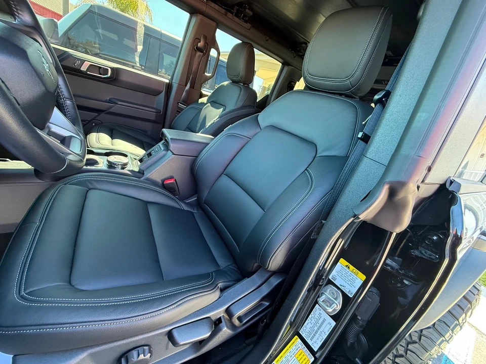 2025 Ford Bronco 6th Gen - Image 2 of 12