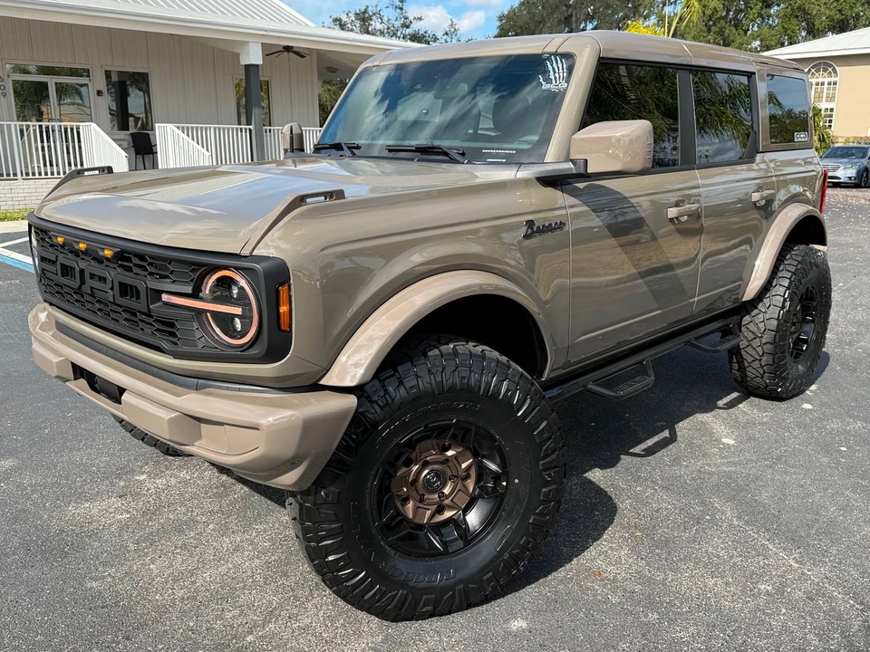 2025 Ford Bronco 6th Gen - Image 12 of 12