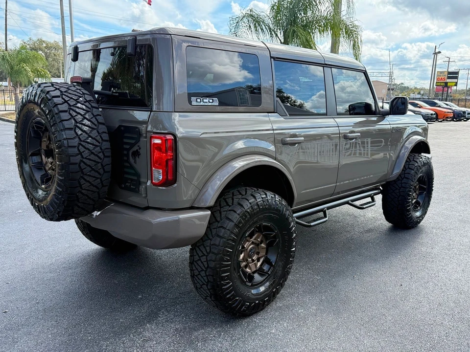 2025 Ford Bronco 6th Gen - Image 10 of 12