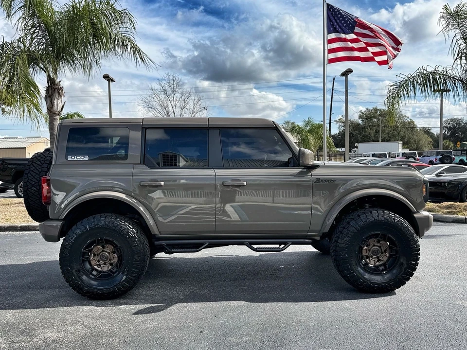 2025 Ford Bronco 6th Gen - Image 3 of 12