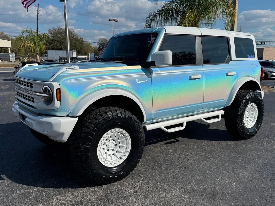 2025 Ford Bronco 6th Gen - Image 4 of 12