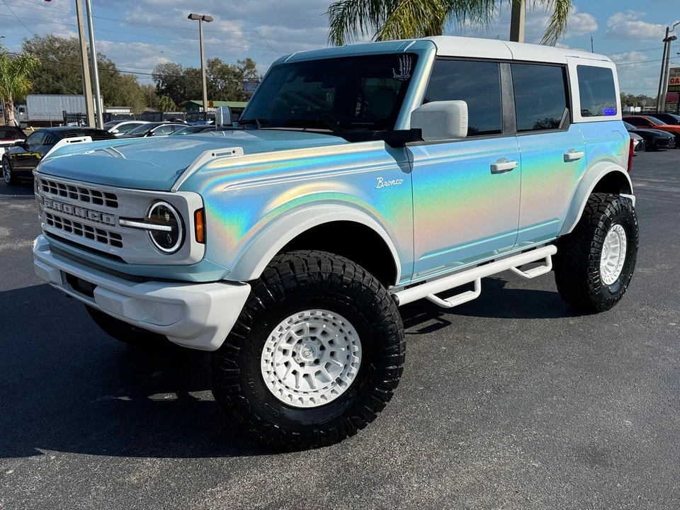 2025 Ford Bronco 6th Gen - Image 11 of 12