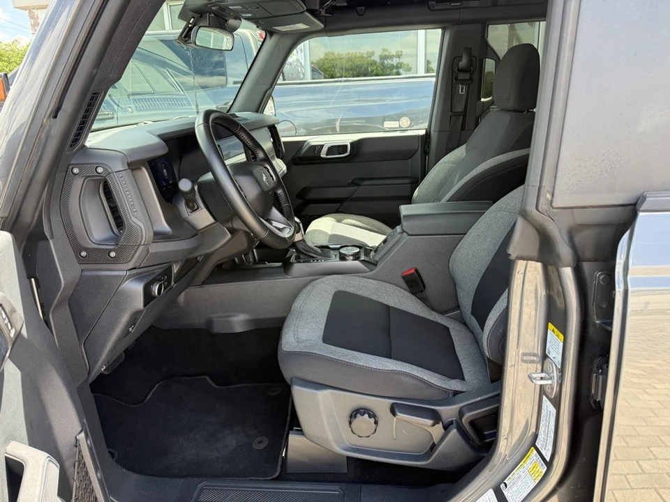 2025 Ford Bronco 6th Gen - Image 27 of 31