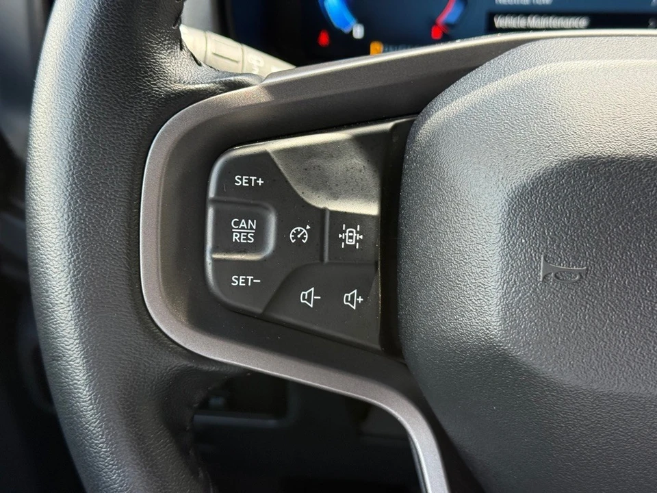 2025 Ford Bronco 6th Gen - Image 16 of 31