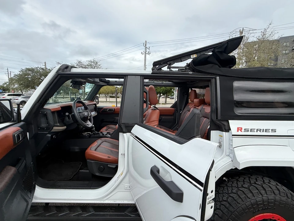 2025 Ford Bronco 6th Gen - Image 5 of 21