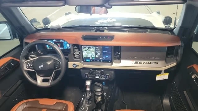 2025 Ford Bronco 6th Gen - Image 16 of 20