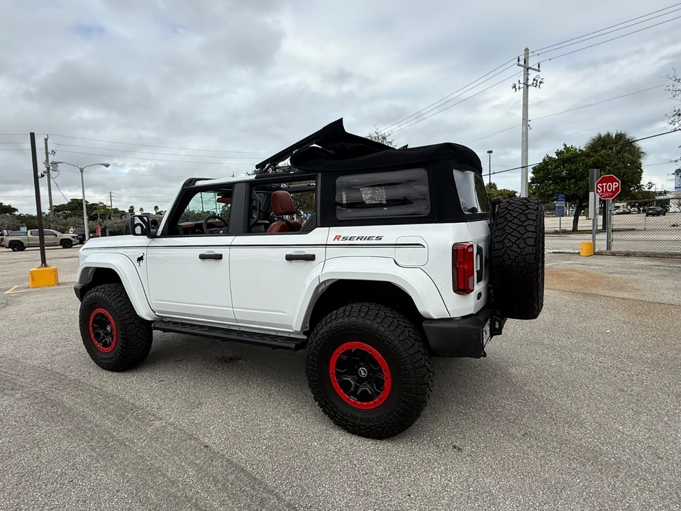 2025 Ford Bronco 6th Gen - Image 12 of 21