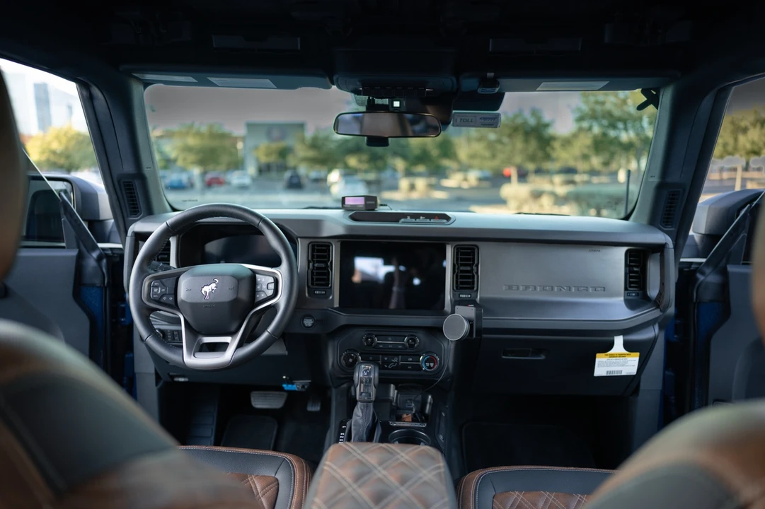 2025 Ford Bronco 6th Gen - Image 21 of 31