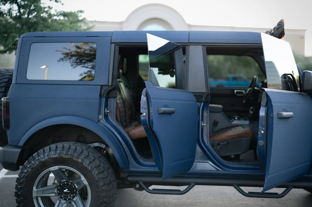 2025 Ford Bronco 6th Gen - Image 9 of 31