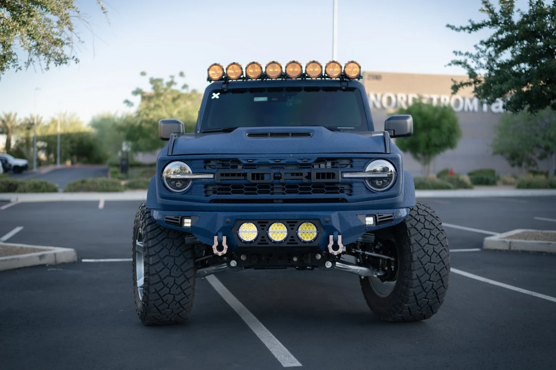 2025 Ford Bronco 6th Gen - Image 6 of 31