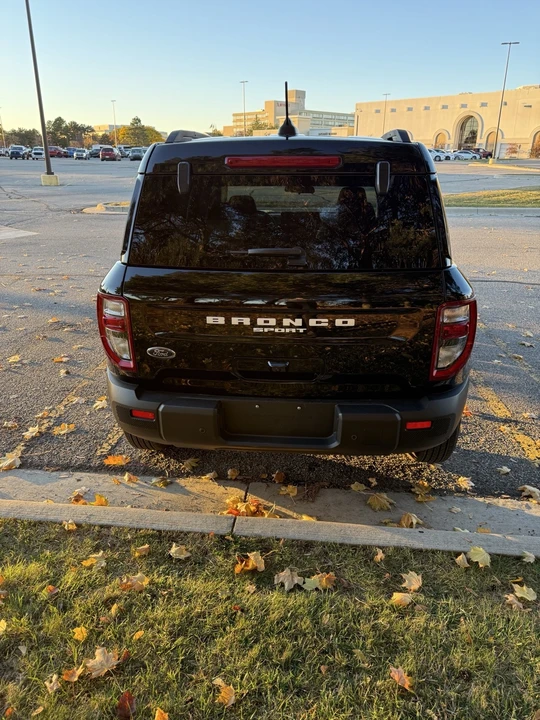 2025 Ford Bronco 6th Gen - Image 7 of 13