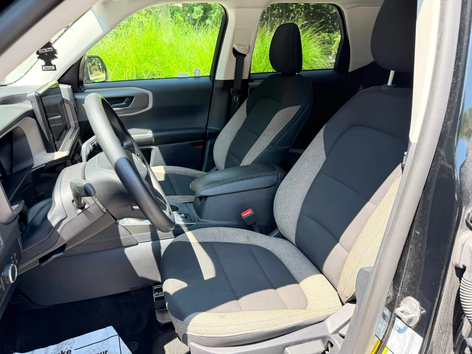 2025 Ford Bronco 6th Gen - Image 19 of 31