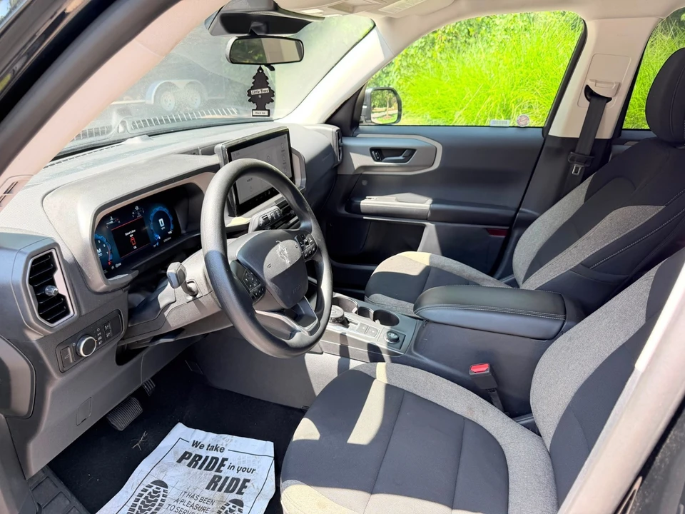 2025 Ford Bronco 6th Gen - Image 18 of 31