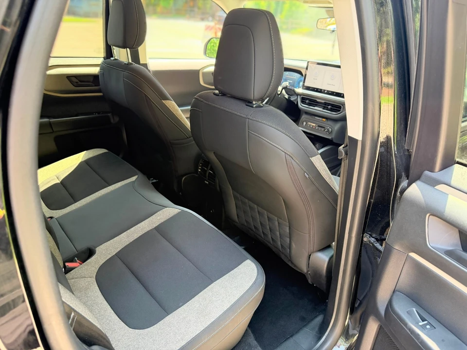 2025 Ford Bronco 6th Gen - Image 24 of 31