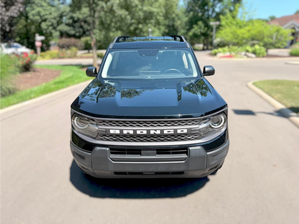 2025 Ford Bronco 6th Gen - Image 10 of 31