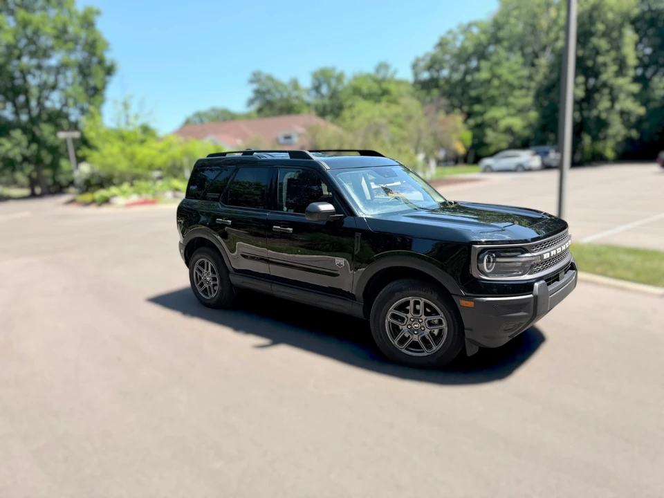 2025 Ford Bronco 6th Gen - Image 8 of 31